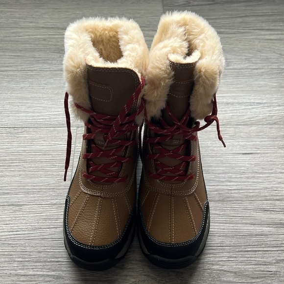 NWOT Clark’s Winter Suck Boots, Fur Trim, Plush Interior Size 7 - Picture 2 of 8